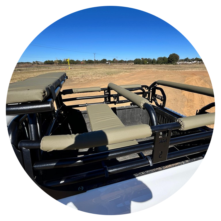 HUNTING RACKS & ACCESSORIES